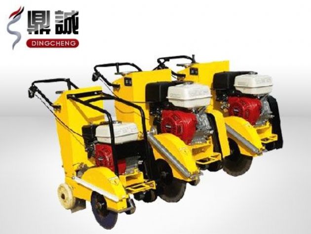 點擊查看詳細信息<br>標(biāo)題：路面切割機 閱讀次數(shù)：6737